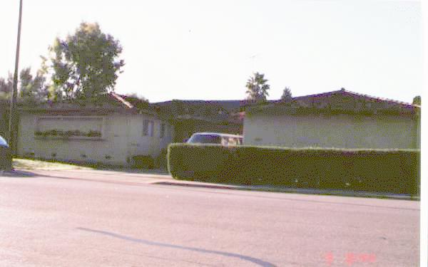 1295-1297 Mountain Shadows Dr in Mountain View, CA - Building Photo