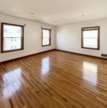 150 Clendenny Ave in Jersey City, NJ - Building Photo - Building Photo