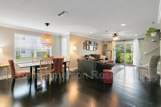 5800 Lake Pointe Village Cir in Orlando, FL - Building Photo - Building Photo