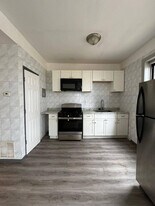 53 Milford Ave in Newark, NJ - Building Photo