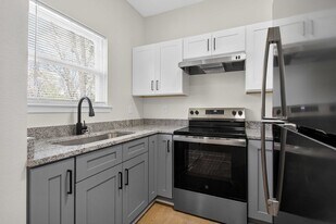 2005-2007 Scotty Ct in Little Rock, AR - Building Photo