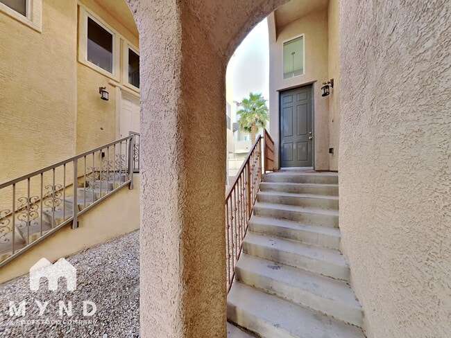 10637 Chestnut Timber Ct in Las Vegas, NV - Building Photo - Building Photo