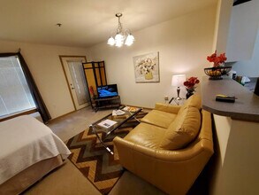 501 Plaza Dr in Madison, WI - Building Photo - Building Photo