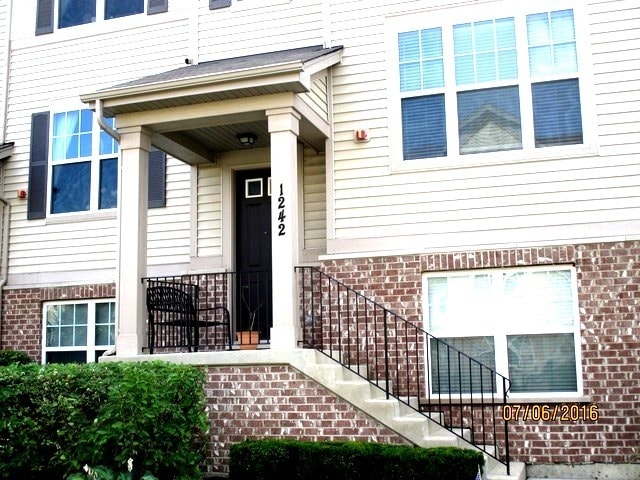 property at 1242 Evergreen Ave