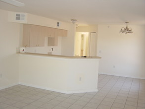 Sunny Lodges Condo in Cape Coral, FL - Building Photo - Other