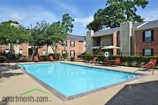 The Abbey At Jones Road in Houston, TX - Building Photo