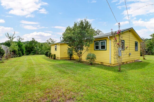 1126 Old Folkstone Rd in Sneads Ferry, NC - Building Photo - Building Photo
