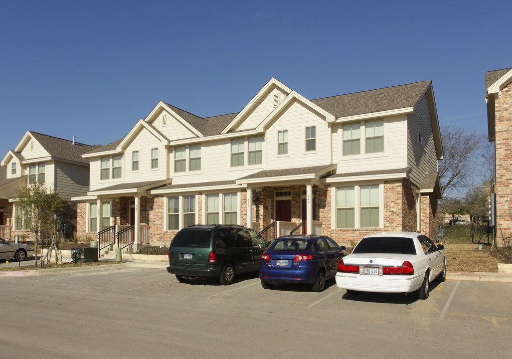 Windermere Townhomes (Duplicate) in Pflugerville, TX - Building Photo