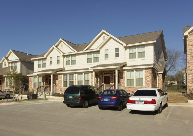 Windermere Townhomes (Duplicate) in Pflugerville, TX - Building Photo - Building Photo