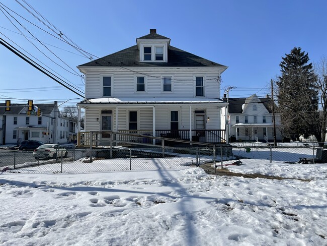 property at 31 S Fayette St