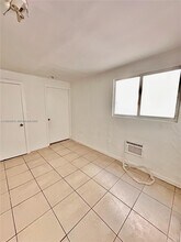 437 NE 30th St in Miami, FL - Building Photo - Building Photo