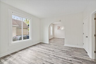 4039 Vermaas Ave in Toledo, OH - Foto de edificio - Building Photo