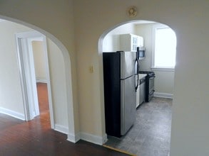 1350 Edwards Road in Cincinnati, OH - Building Photo - Building Photo