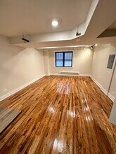 845 W Agatite Ave, Unit 3W in Chicago, IL - Building Photo - Building Photo