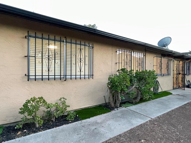 2365 Fallingtree Dr in San Jose, CA - Building Photo - Building Photo