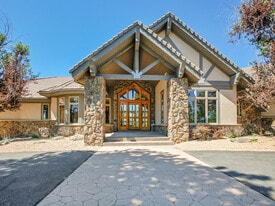 30296 Snowbird Ln in Evergreen, CO - Building Photo
