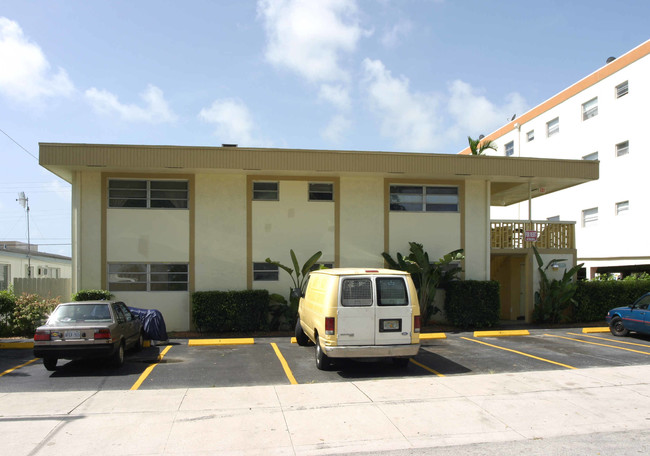 Hollywood Circle Multifamily in Hollywood, FL - Building Photo - Building Photo