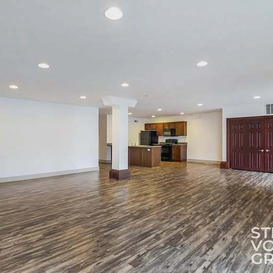 600 7th St NW, Unit 205 in Grand Rapids, MI - Building Photo - Building Photo