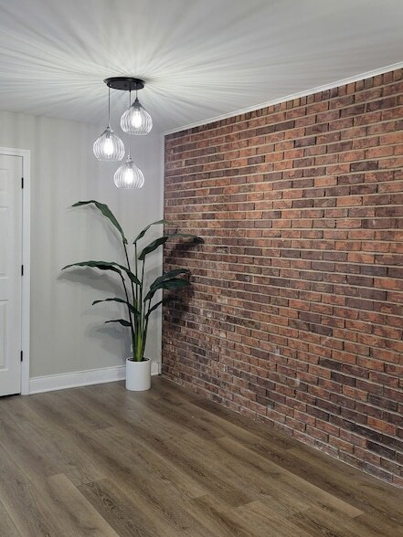 1100 Holbrook Rd in Homewood, IL - Foto de edificio - Building Photo