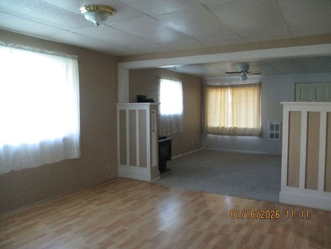 2215 Simpson Ave in Aberdeen, WA - Building Photo - Building Photo