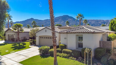 60179 Honeysuckle St in La Quinta, CA - Foto de edificio - Building Photo