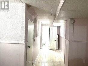 45 Dundalk Dr in Toronto, ON - Building Photo - Building Photo