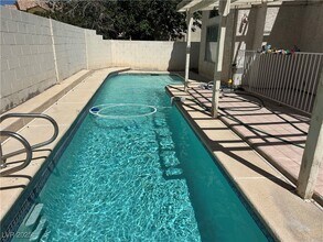 5419 Walton Heath Ave in Las Vegas, NV - Building Photo - Building Photo