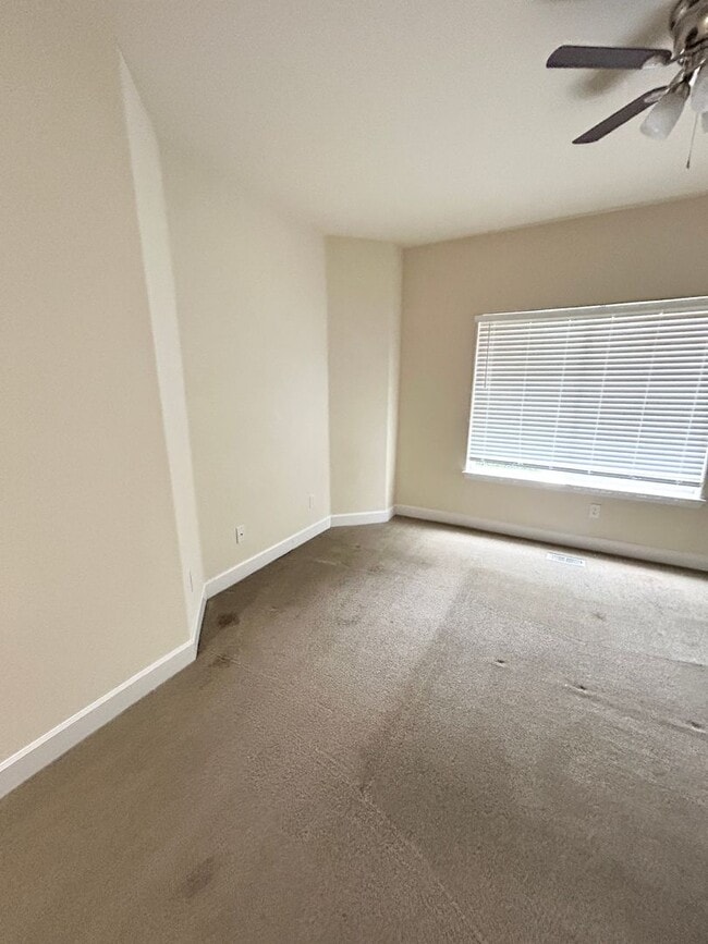 property at 12422 NE 100th St