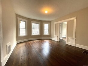 541 Church St in New Britain, CT - Building Photo - Building Photo
