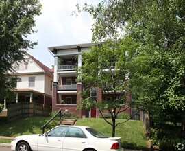 2830 Harrison St in Kansas City, MO - Foto de edificio - Building Photo