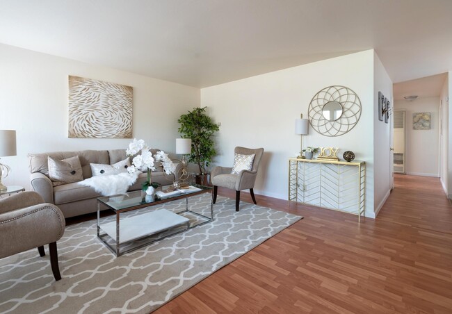 4091 Park Center Ln, Unit A