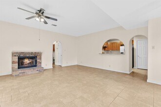 2630 Gwendolyn Ln in Austin, TX - Building Photo - Building Photo