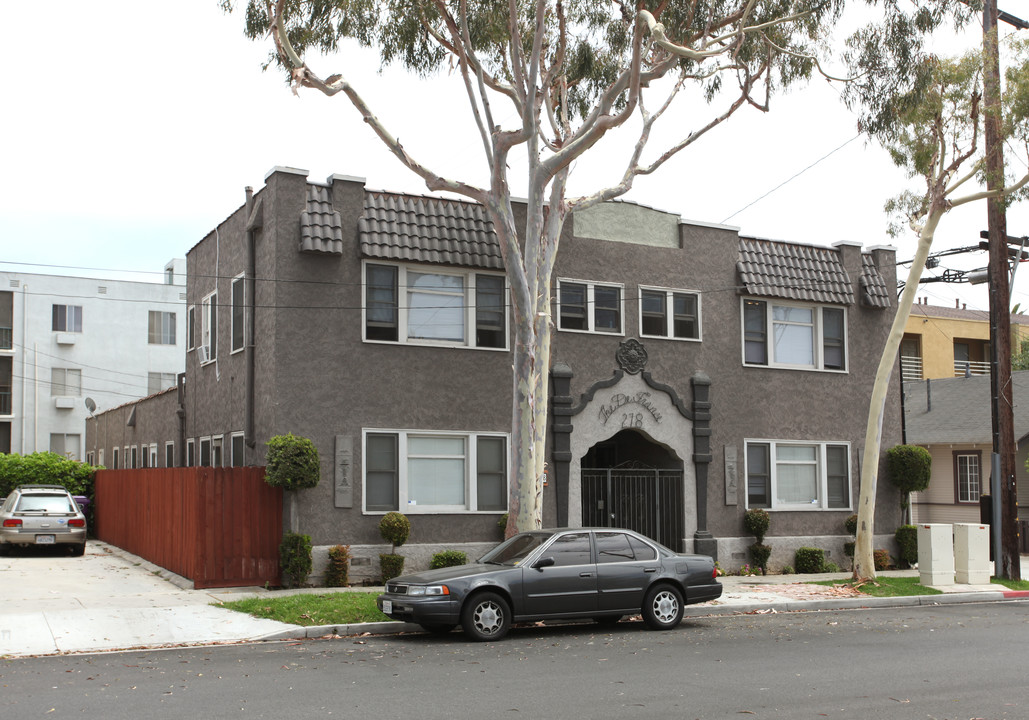 278 Falcon Ave in Long Beach, CA - Foto de edificio