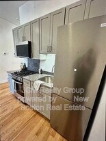 52 Washington Ave in Chelsea, MA - Building Photo