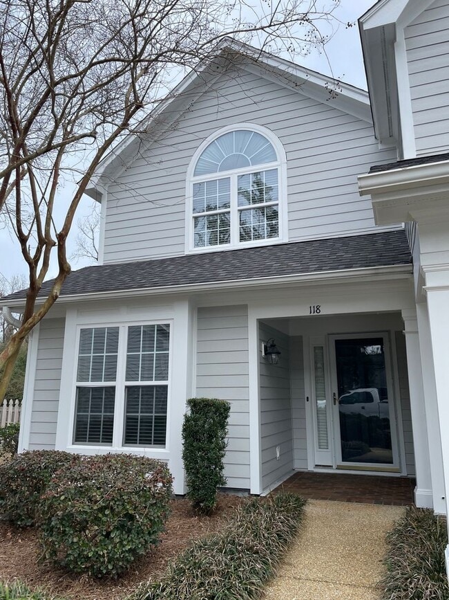 property at 6211 Wrightsville Ave