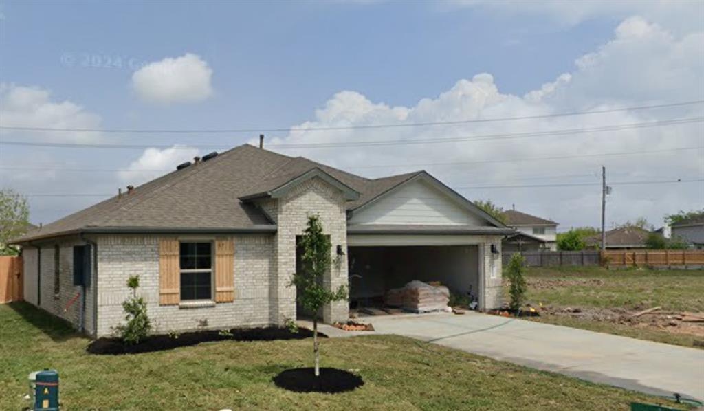 10918 33rd Ave N in Texas City, TX - Building Photo