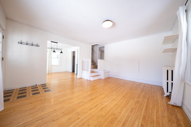 3832 18th Ave S in Minneapolis, MN - Building Photo - Building Photo