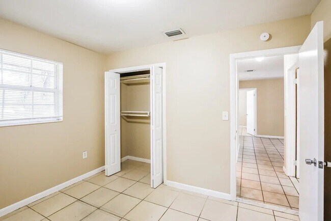 4361 Westover Rd in West Palm Beach, FL - Building Photo - Building Photo