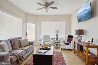 1900 Princess Anne St, Unit 6 in Fredericksburg, VA - Building Photo - Building Photo