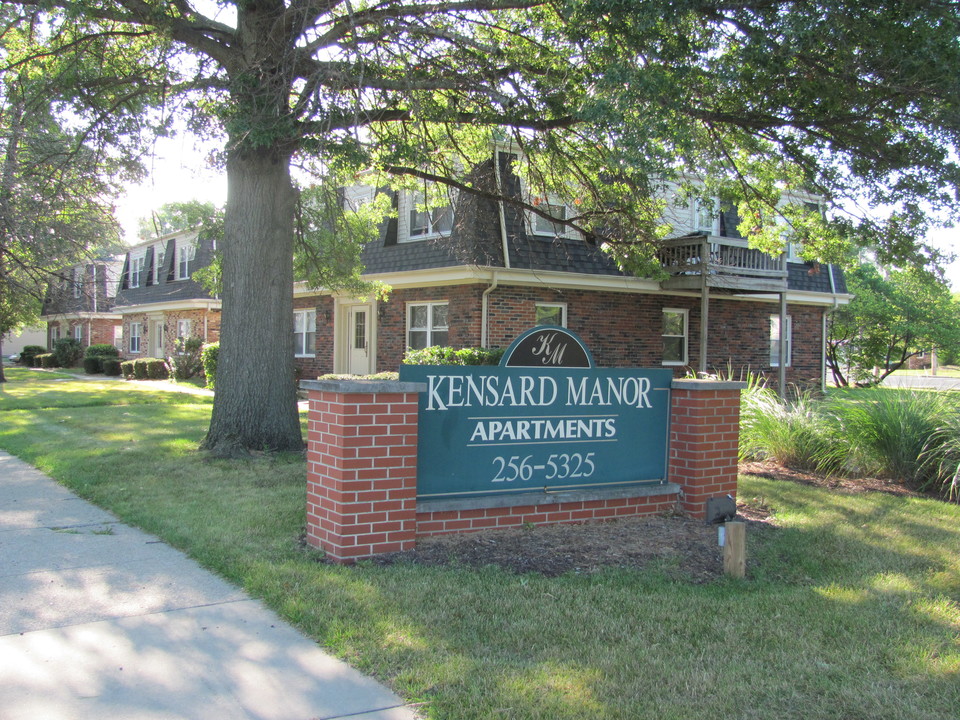 Kensard Manor in Mishawaka, IN - Foto de edificio