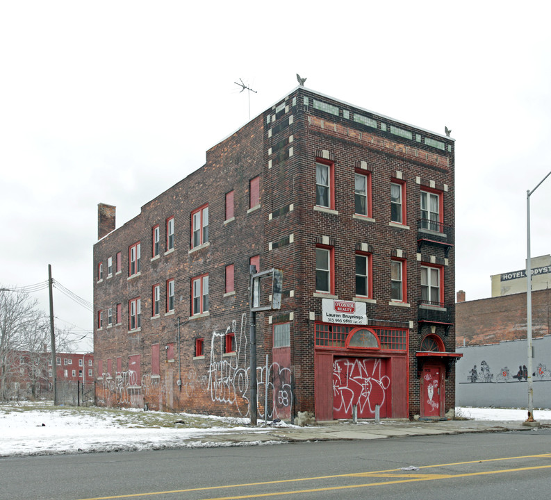 2930 Cass Ave in Detroit, MI - Foto de edificio