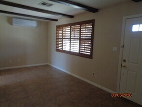 5244 Ave L 2 in Lancaster, CA - Building Photo - Building Photo