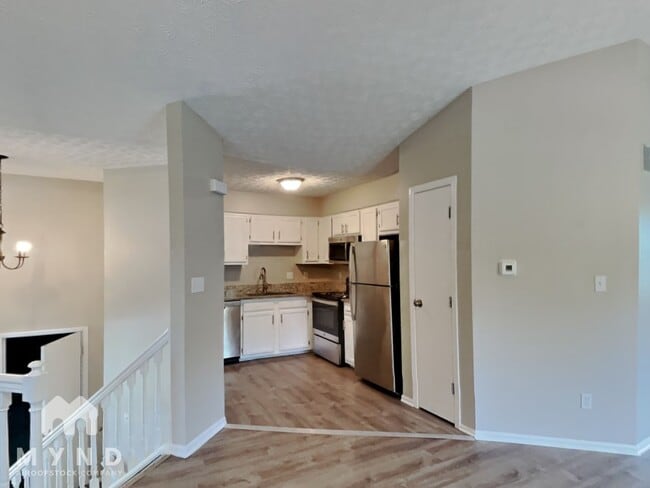 3743 Lifford Ct in Columbus, OH - Building Photo - Building Photo