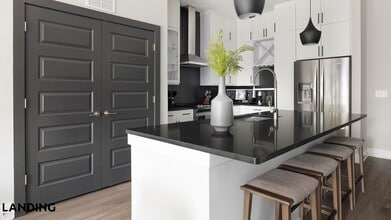 2550 Blackmon Dr in Decatur, GA - Foto de edificio - Building Photo