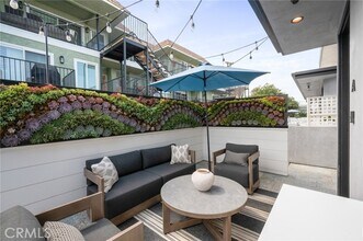 151 Paseo De La Concha in Redondo Beach, CA - Building Photo - Building Photo