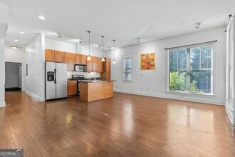 1195 Milton Terrace SE, Unit 2201 in Atlanta, GA - Building Photo - Building Photo