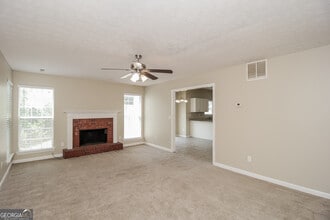 8479 Glendevon Ct in Riverdale, GA - Building Photo - Building Photo