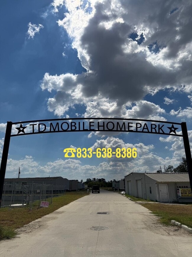 16206 Wood Dr in Channelview, TX - Building Photo - Building Photo