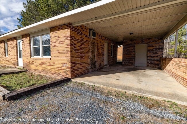 117 Brentwood Dr, Unit 1A in Troy, NC - Building Photo - Building Photo