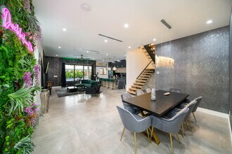 547 NE 16th Ave in Fort Lauderdale, FL - Building Photo - Building Photo